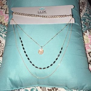 Rose gold layered necklace set